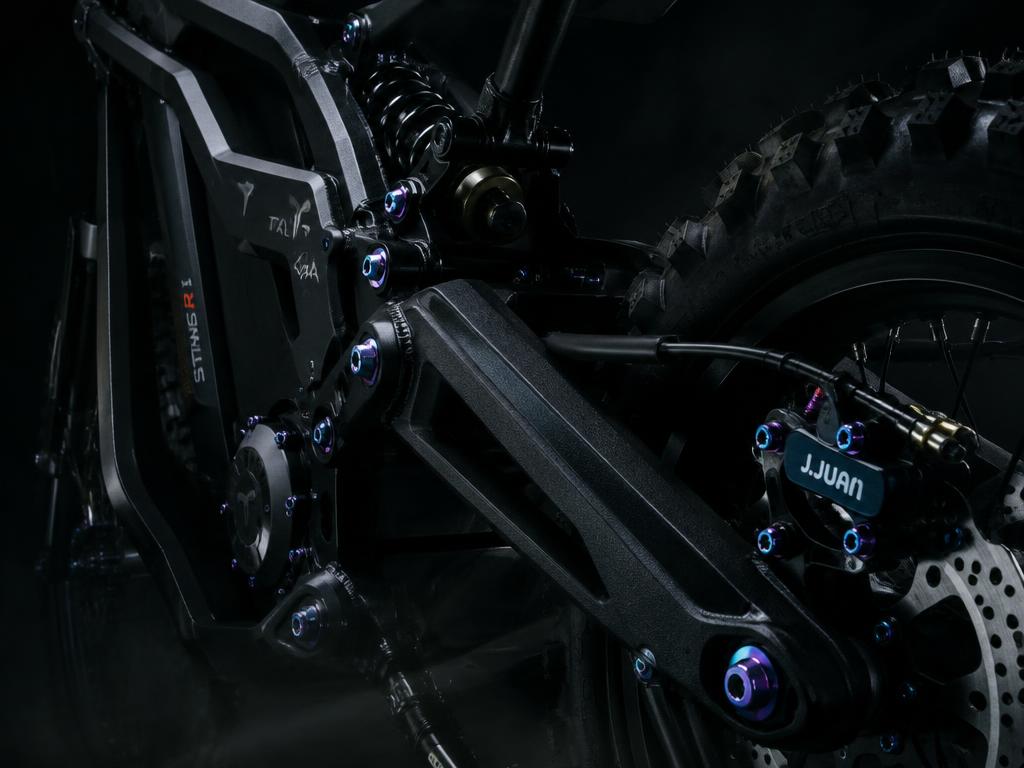 Electric dirt bike fitted with titanium bolts